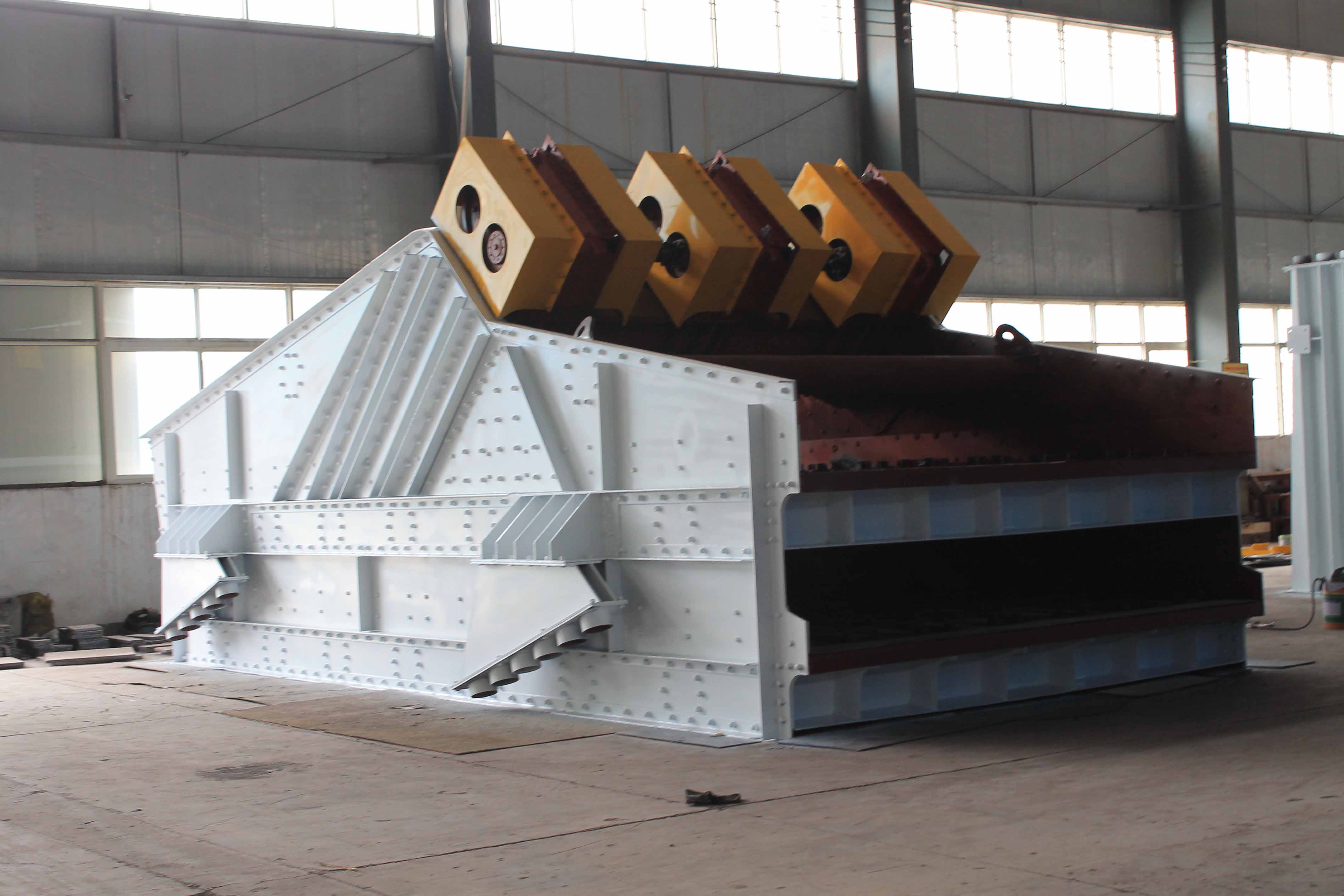 山西首陽直線振動篩設備